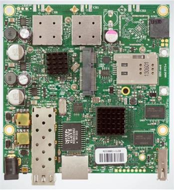 MikroTik RouterBOARD RB922UAGS-5HPacD, 5 GHz 802.11a/n/ac, OS L4, 1x GB LAN, 1x GB SFP, 128 MB RAM, 866 Mbps